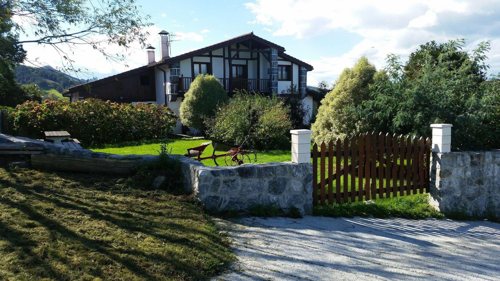 Casa Rural Olazi オイアルツン エクステリア 写真